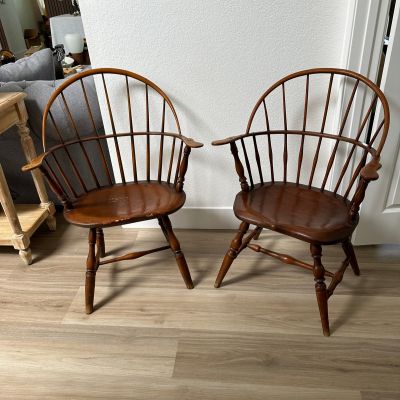 18th Century American Windsor Sack-back arm chairs.jpg